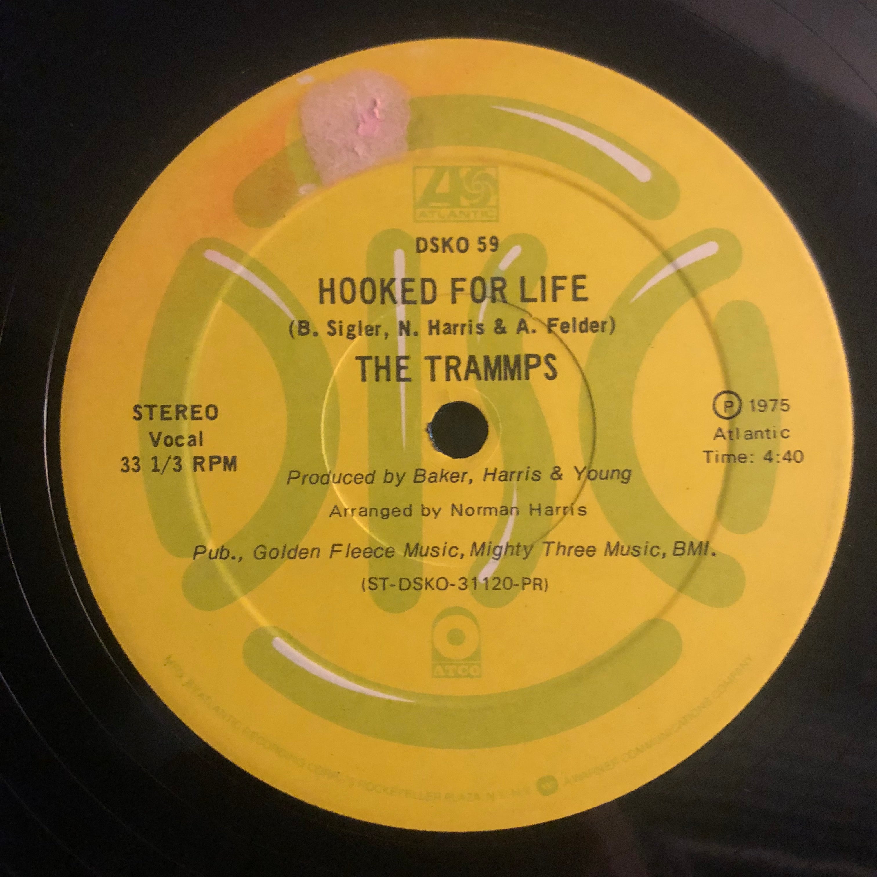 TRAMMPS / HOOKED FOR LIFE (USED)